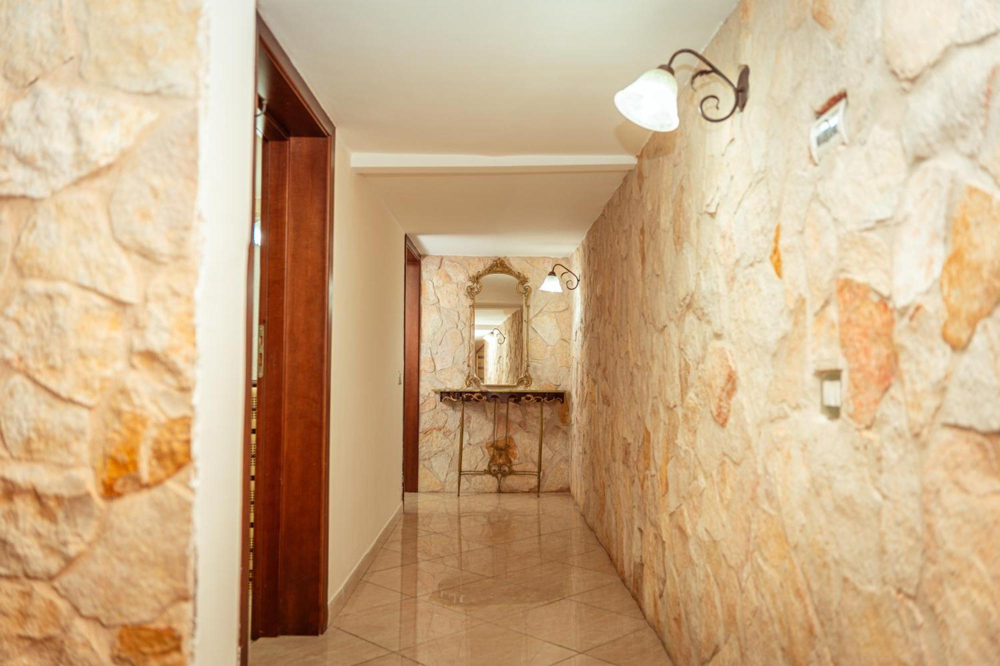 Villa Monserrato House à Catane Extérieur photo